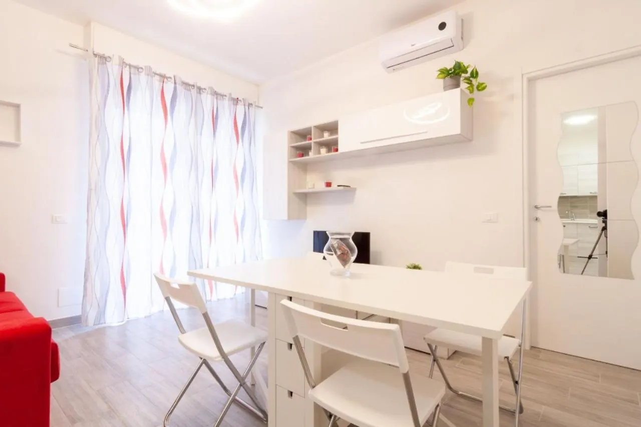 Appartamento Bilocale Ta Follonica Italy